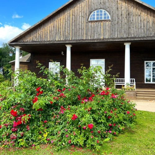 Автобусный тур по северо-западу Руси: древние крепости, пушкинские места и Валдай