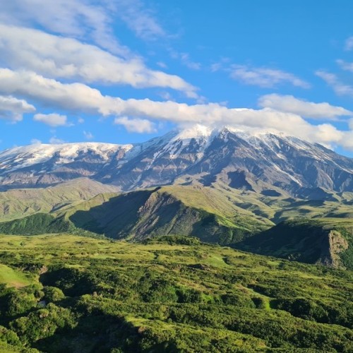 Восхождение на Толбачик, сплав и горячие источники