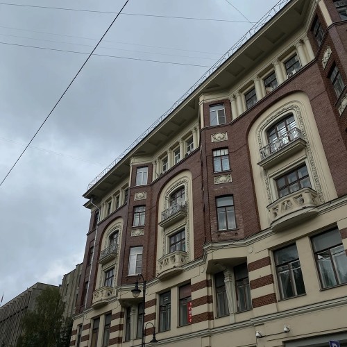 Тайны старинного банковского хранилища: групповая экскурсия в Москве