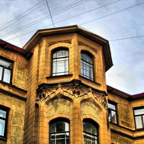 Вокруг Сенной площади