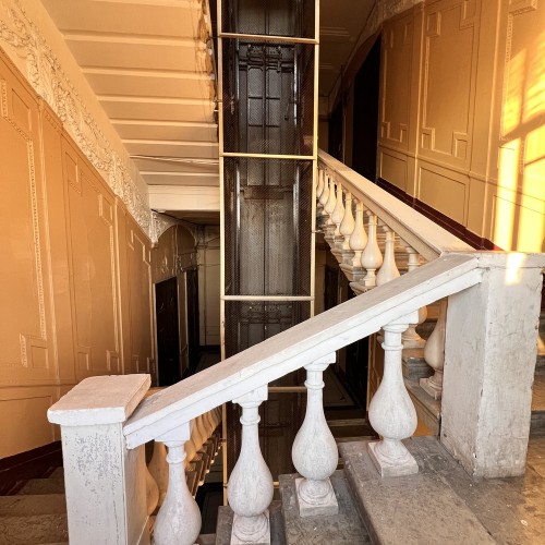 Дворы и доходные дома Петроградской стороны