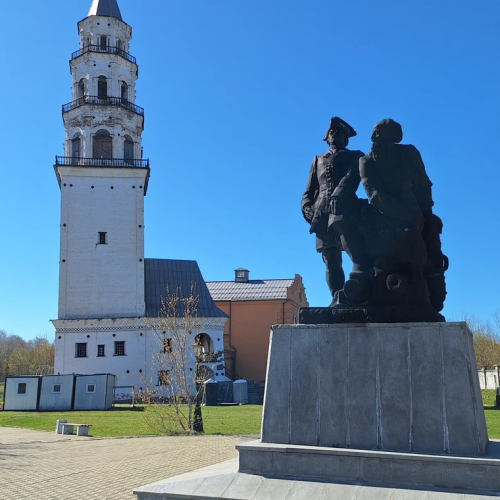 Из Екатеринбурга — в Невьянск и к самоцветному карьеру