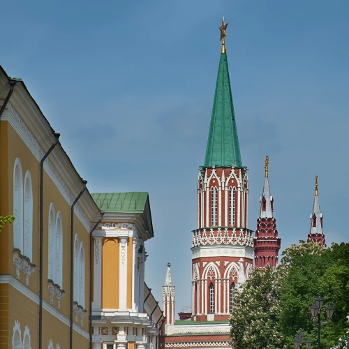Семейная прогулка по Московскому Кремлю с иммерсивным аудиогидом