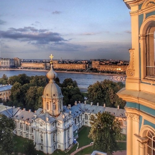 Смотровая площадка Смольного собора
