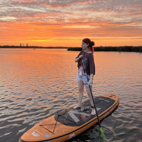 Закат на сапбордах на Лахтинском Разливе в Петербурге