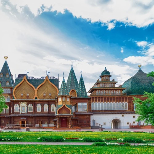 Москва сквозь века: автобусный тур по знаковым локациям столицы и окрестностей