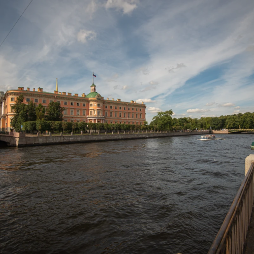 Обзорная экскурсия по Петербургу + прогулка на теплоходе
