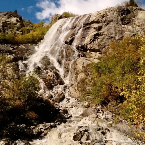 Домбай: экскурсии и походы по заповедным местам