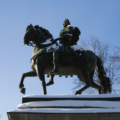 Рыцари, коты, слоны и та самая чайка: иммерсивная прогулка в наушниках