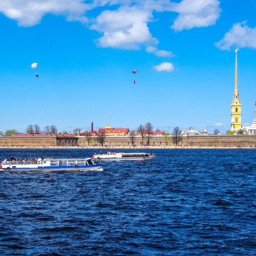 Ночной Петербург: от классики до футуризма