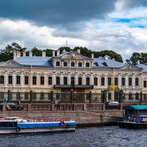 Есенин и Петербург: от триумфа до трагедии