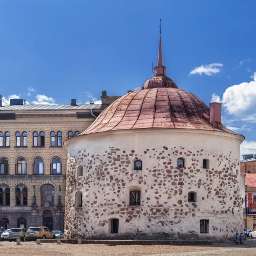Замок и улочки средневекового Выборга