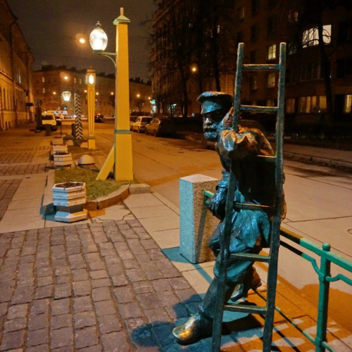 Огни вечернего Петербурга: подсветка как произведение искусства