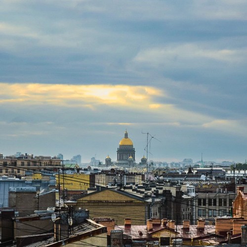 Историческая прогулка по Лиговке с щепоткой стрит-арта