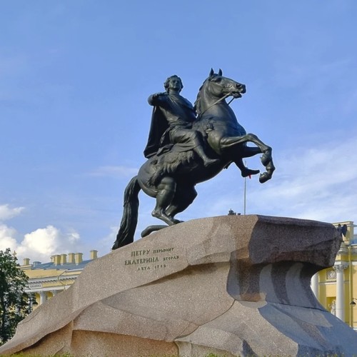 Обзорная экскурсия по Петербургу с посещением Кунсткамеры