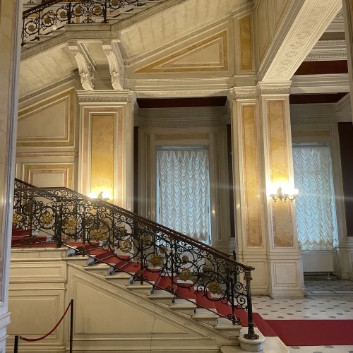 Эрмитаж: от Зимнего дворца до сокровищницы искусств