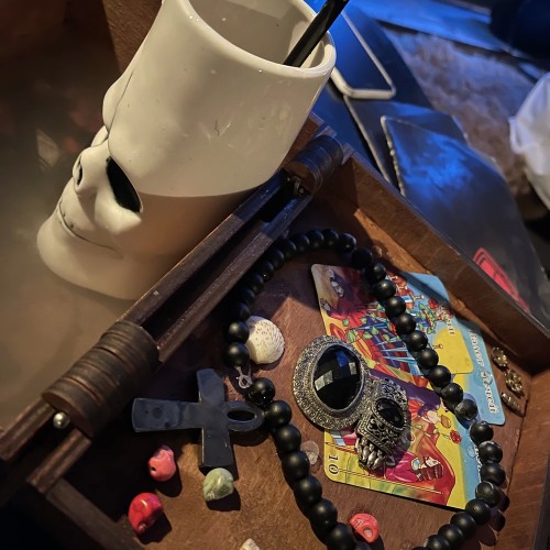 На «мини купере» — по секретным барам Петербурга