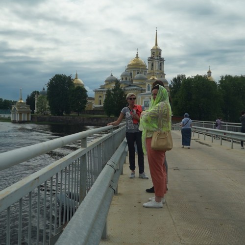 Перезагрузка на побережье Селигера с круизом по озеру и трансфером из Москвы (всё включено)