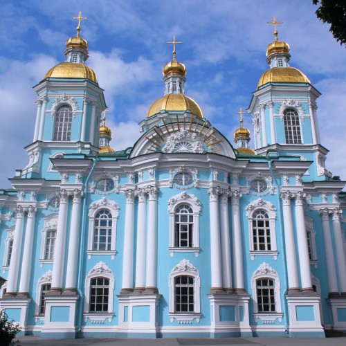 От Сенной до Коломны: тени Петербурга и ароматы прошлого