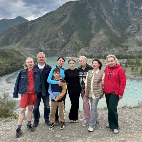 Выезд на Алтай в мини-группе: главные локации, места силы, погружение в культуру и спа