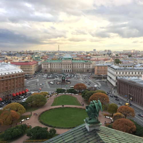Архитектура и легенды Исаакиевской площади