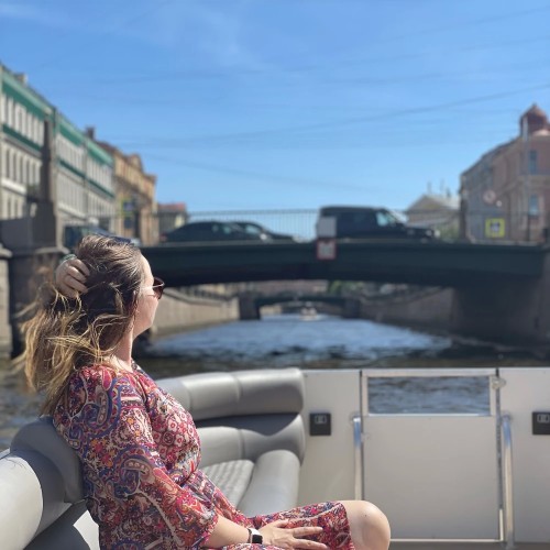 По рекам утреннего Петербурга — в небольшой группе