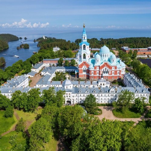 Выходные по-карельски: Сортавала, «Рускеала» и древний Валаам