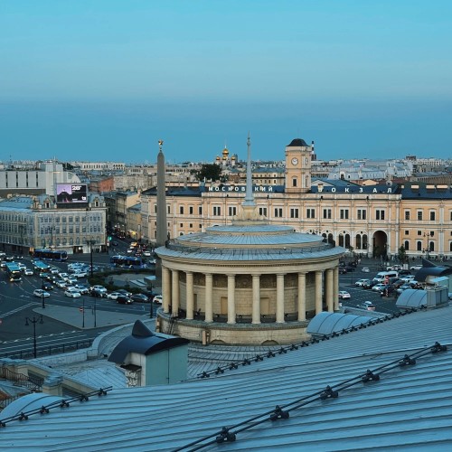 На крышу Петербурга
