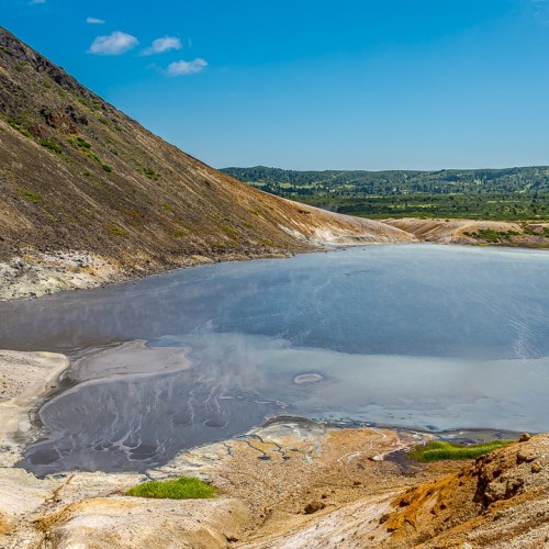 На Кунашир за вулканическими пейзажами: активное путешествие на внедорожнике в мини-группе