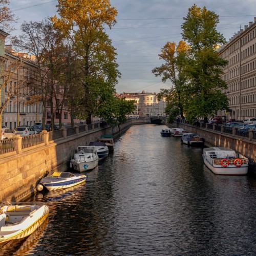 Небанальные истории канала Грибоедова