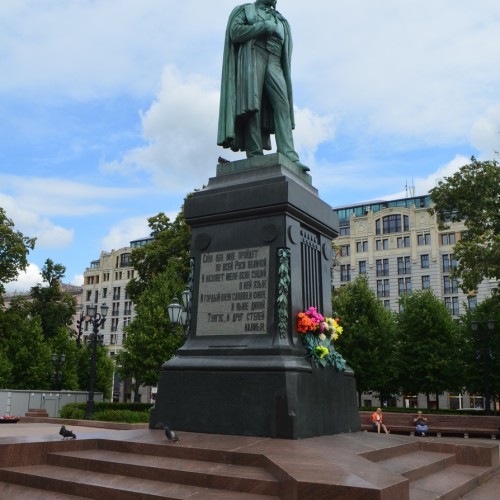 От Пушкина — до Гоголей. Прогулка по Тверскому и Никитскому бульварам