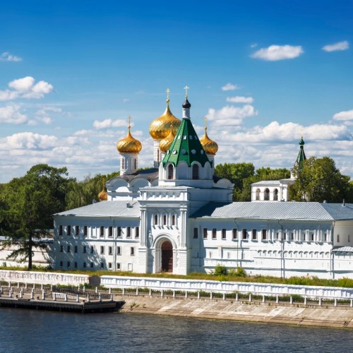 Костромской трип: выходные на Волге с посещением лосиной фермы и дегустацией в Музее сыра