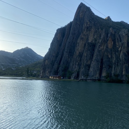 Ни в чём себе не отказывать в Дагестане: джип-путешествие по знаковым локациям