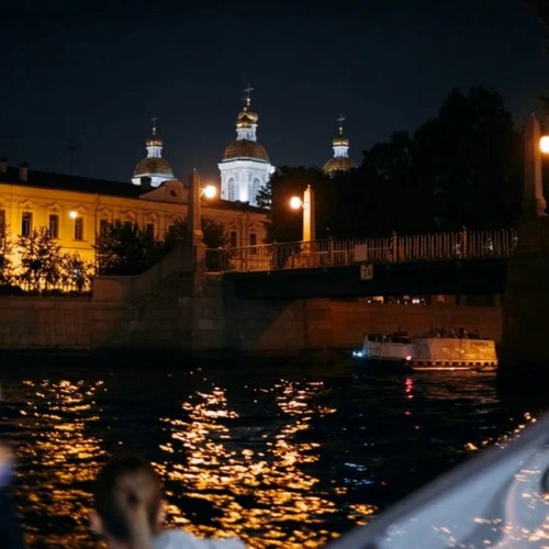 Ночная прогулка по малым рекам и каналам Петербурга