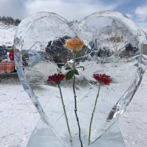 Активный тур на зимний Байкал: катание на снегоходе, хивусе и коньках и подлёдная рыбалка