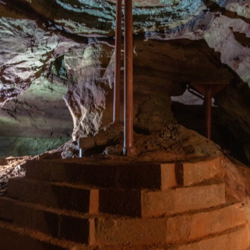 Из Санкт-Петербурга в Саблинские пещеры