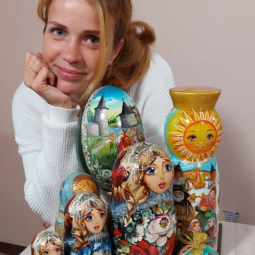 Мастер-класс по росписи матрёшки в Пскове