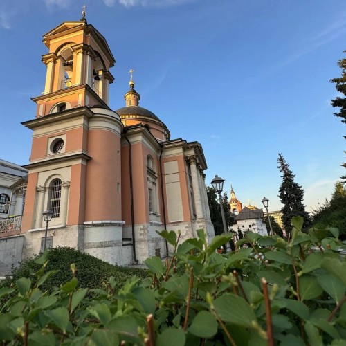 Сказки старого Зарядья: экскурсия по исторической жемчужине Москвы