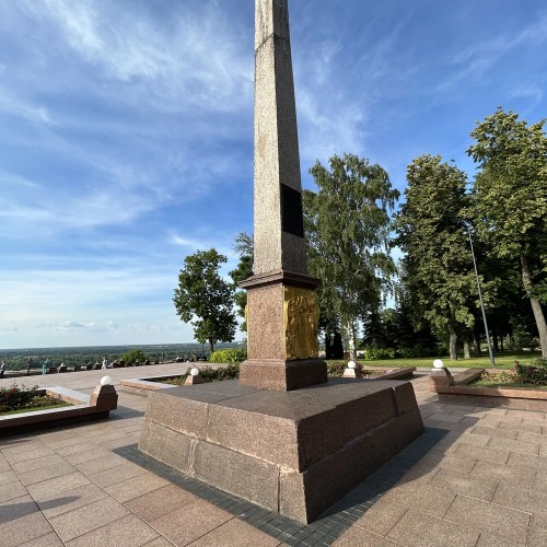 Всякая земля начинается от кремля...