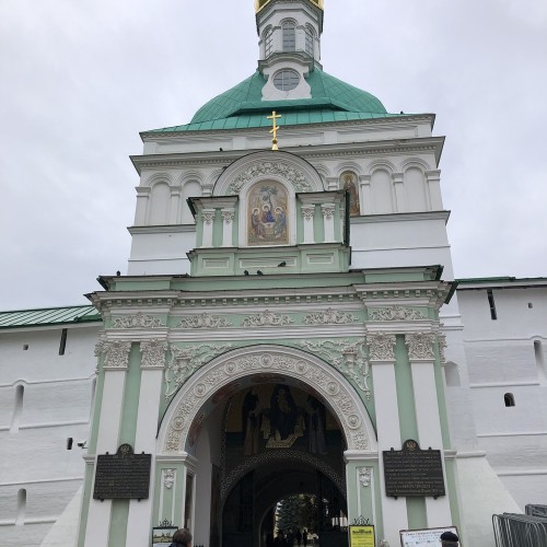 Дар святых источников: из Москвы в Сергиев Посад за очищением и обновлением