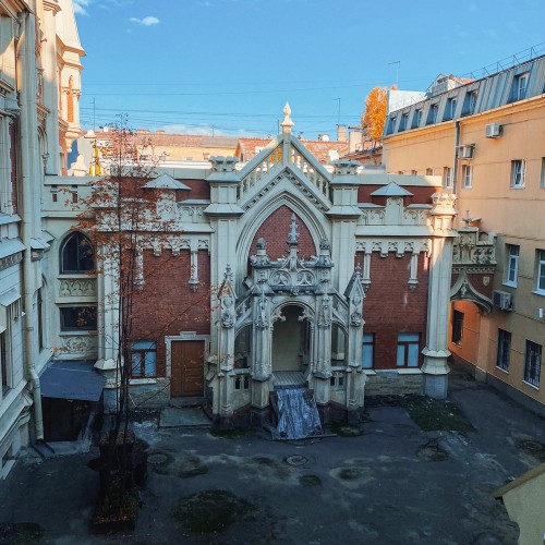 Золото, призраки и тайны особняка Кельха