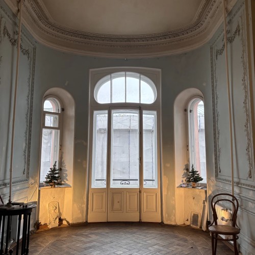 Через дворы и парадные в доходный дом Бака