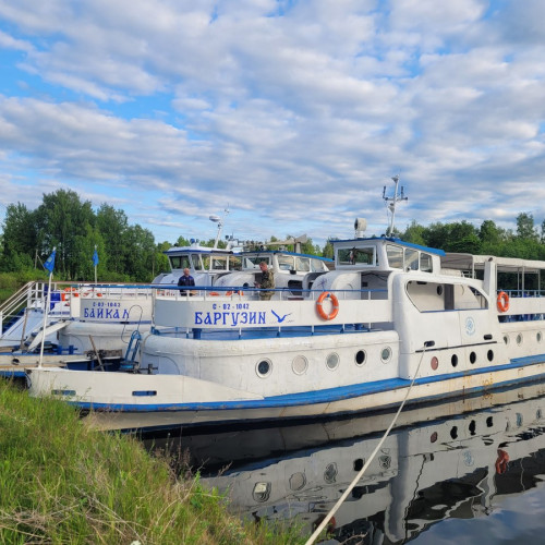 Вдоль по Гостинодворской улице