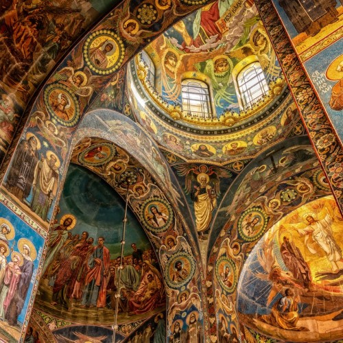 Часовня Ксении Петербургской и Александро-Невская лавра