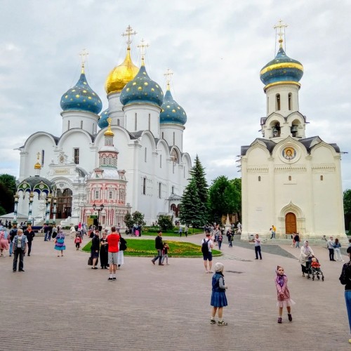 Знакомство с Лаврой: история и святыни в Сергиевом Посаде