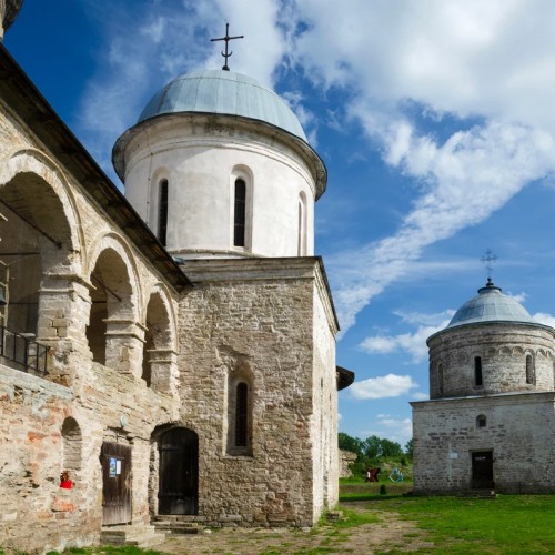 Из Петербурга — в приграничный Ивангород и его окрестности