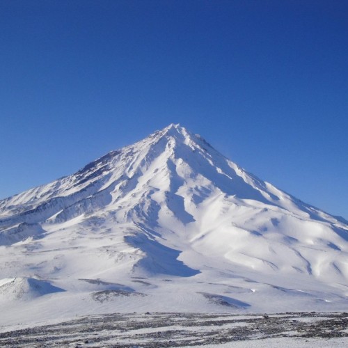 В мини-группе на Камчатку всей семьёй: вулканы, термальные источники и погружение в быт