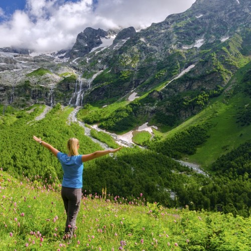 Край разноцветных озёр: треккинг налегке в Архызе с проживанием в палатках