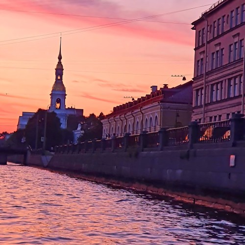 Петербургская ночь и разводные мосты