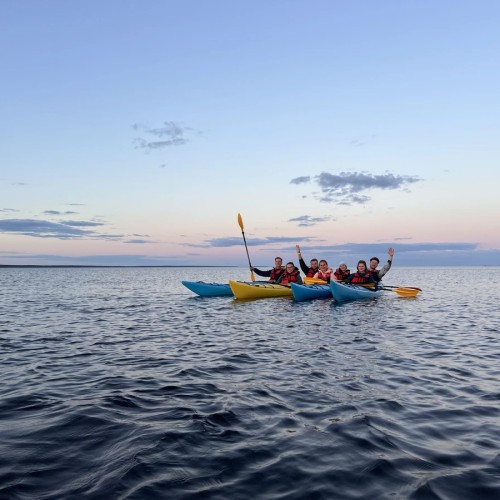 Прогулка на морских каяках вдоль набережной Петрозаводска (в группе)